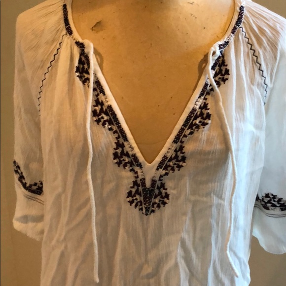 Paige Blouse - Picture 2 of 3